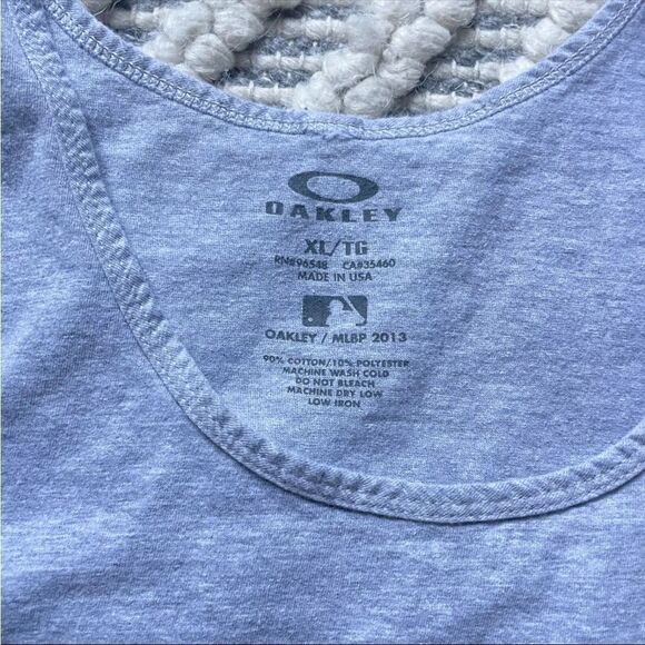 Anaheim Angels Oakley Tank Top XL Gray Mens - Picture 3 of 5